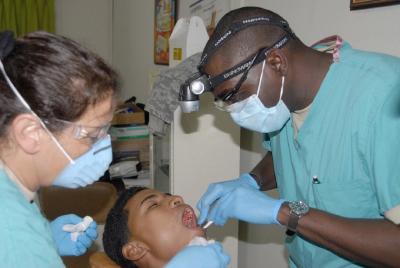 Nécrose d'une incisive : Le centre dentaire à Asnières